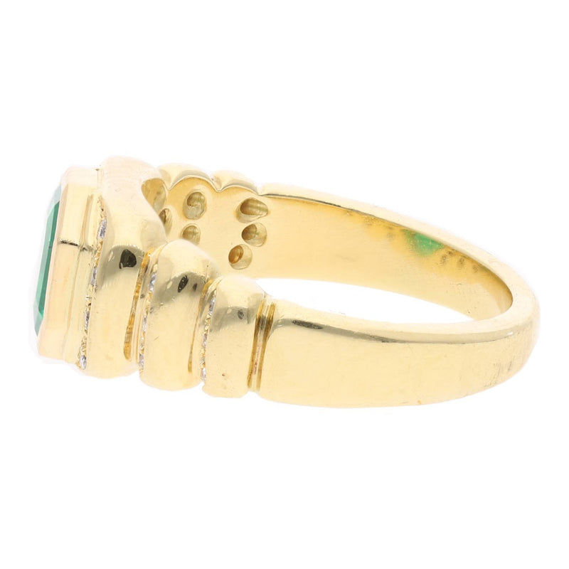 18ct Gold Emerald and Diamond Ring