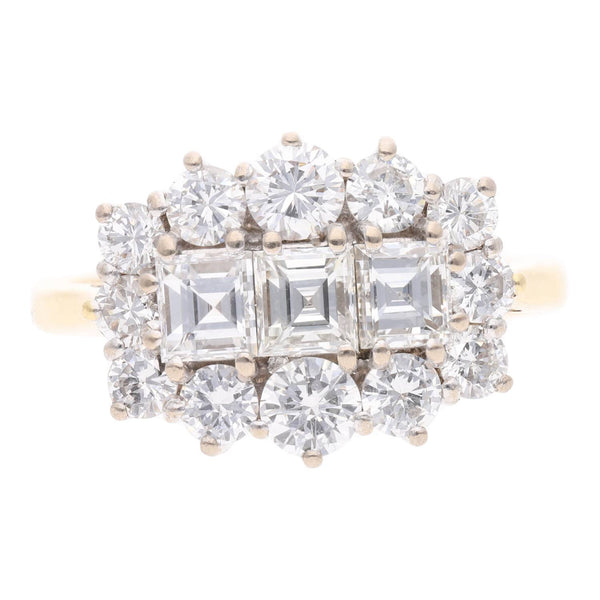 18ct Gold and 2.27cts Diamond Cluster Ring