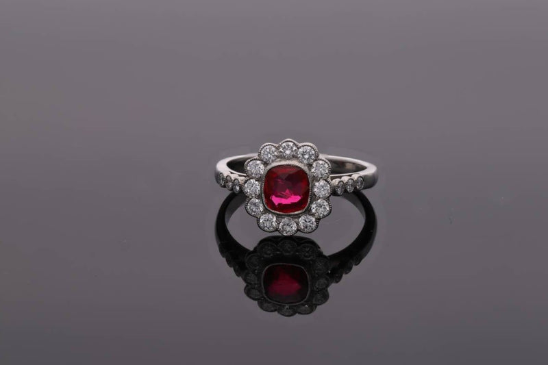 Spinel and Diamond Cluster Ring