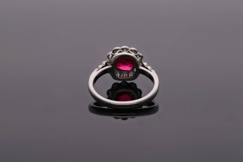 Spinel and Diamond Cluster Ring