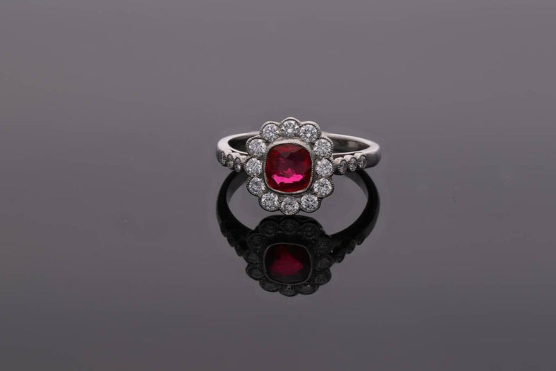 Spinel and Diamond Cluster Ring